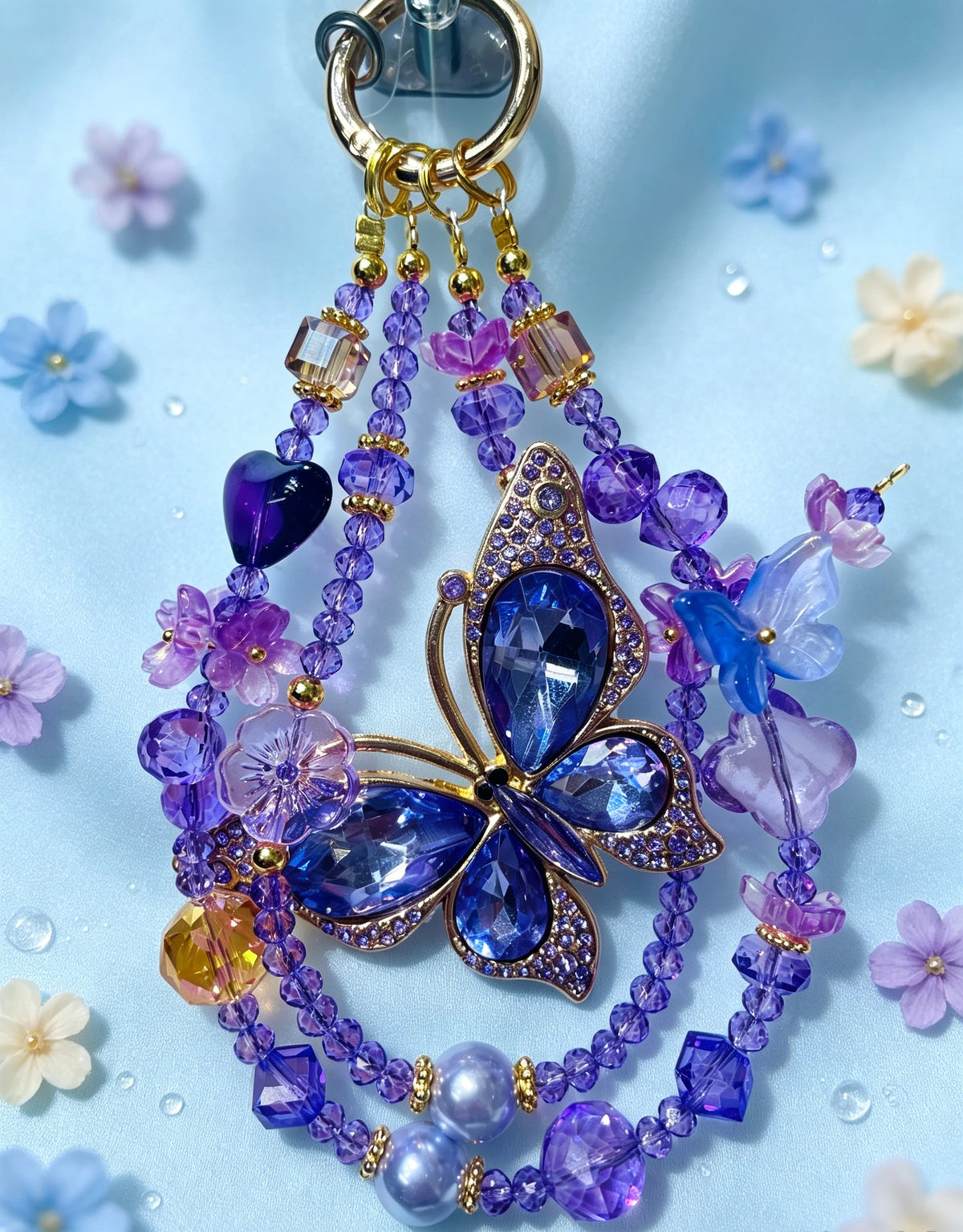 ハンドメイド 手作りストラップ　アクセサリー かわいいチャーム 飾り